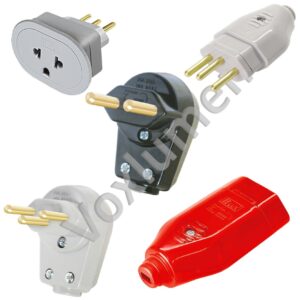 Plugues e adaptadores 250V dois pólos + Terra ou dois pólos